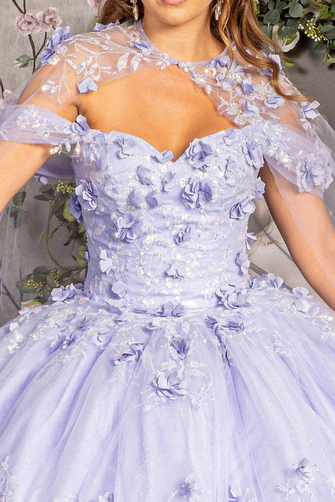 ثوب Quinceanera شبكي مزين بالزهور ثلاثي الأبعاد مع كيب شبكي طويل