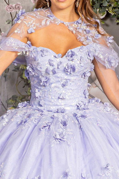 ثوب Quinceanera شبكي مزين بالزهور ثلاثي الأبعاد مع كيب شبكي طويل