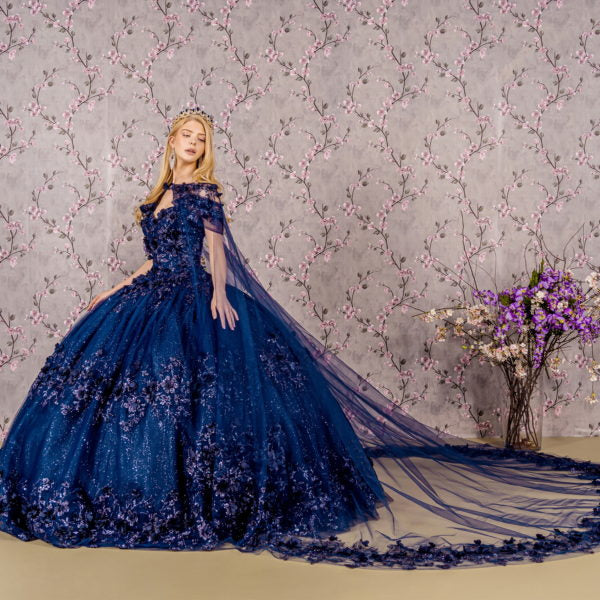 ثوب Quinceanera شبكي مزين بالزهور ثلاثي الأبعاد مع كيب شبكي طويل