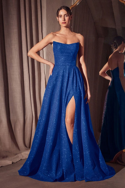Strapless A-line dress with round neckline and bodice