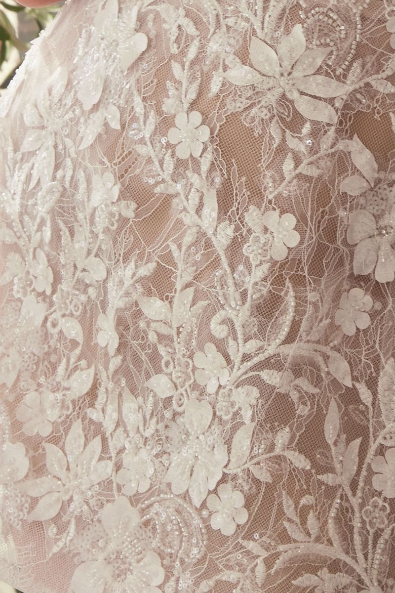 Strapless Short Lace Midi Wedding Dress