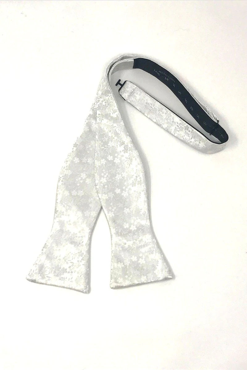 Enchantment Bow Tie Self Tie